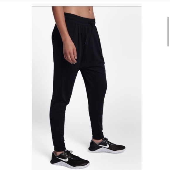 Loose Nike Yoga Pants